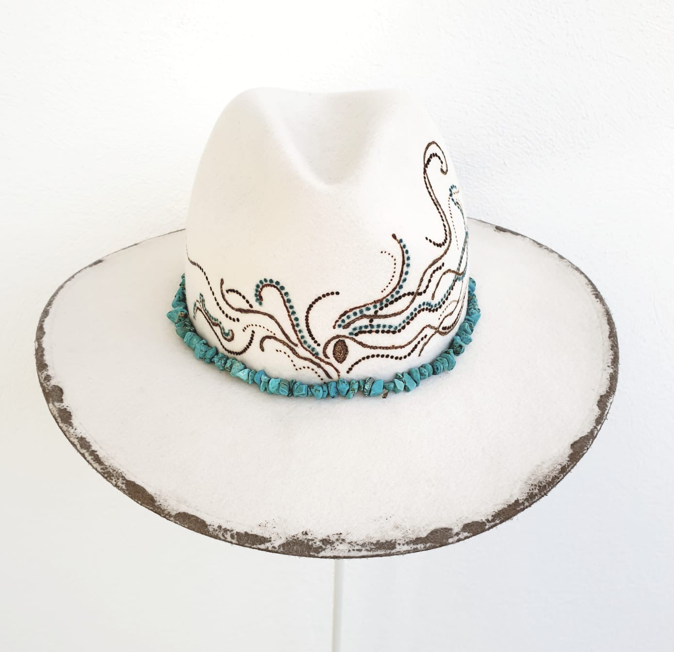 Fedora Classic STAY WILD Biel z Turkusem - Vallentin Boho Kapelusze 