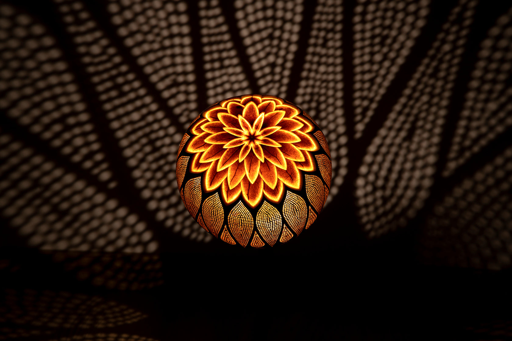 Lamp Dahlia by Karol Okoński